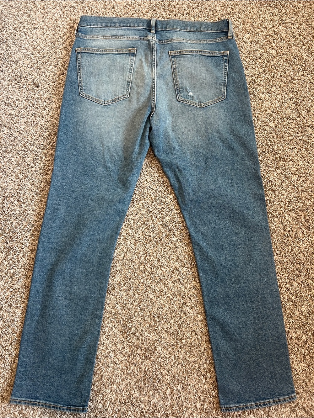 NWOT! Old Navy Men's Blue Distressed Denim Slim Cut Jeans 36 x 32 - Picture 12 of 12